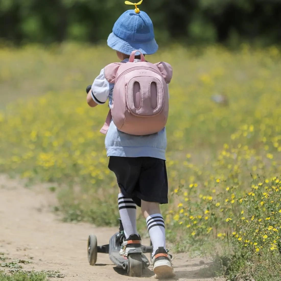 CFX Toddler Backpack Leash with Safety Handle, Attractive Leashes Ages 2-4 (Flying Pig)