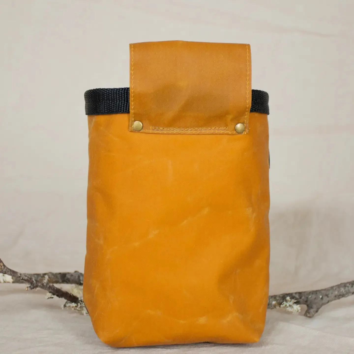Fernweh UK Waxed Canvas Rock Climbing Chalk Bag - Sand/Bracken/Bark