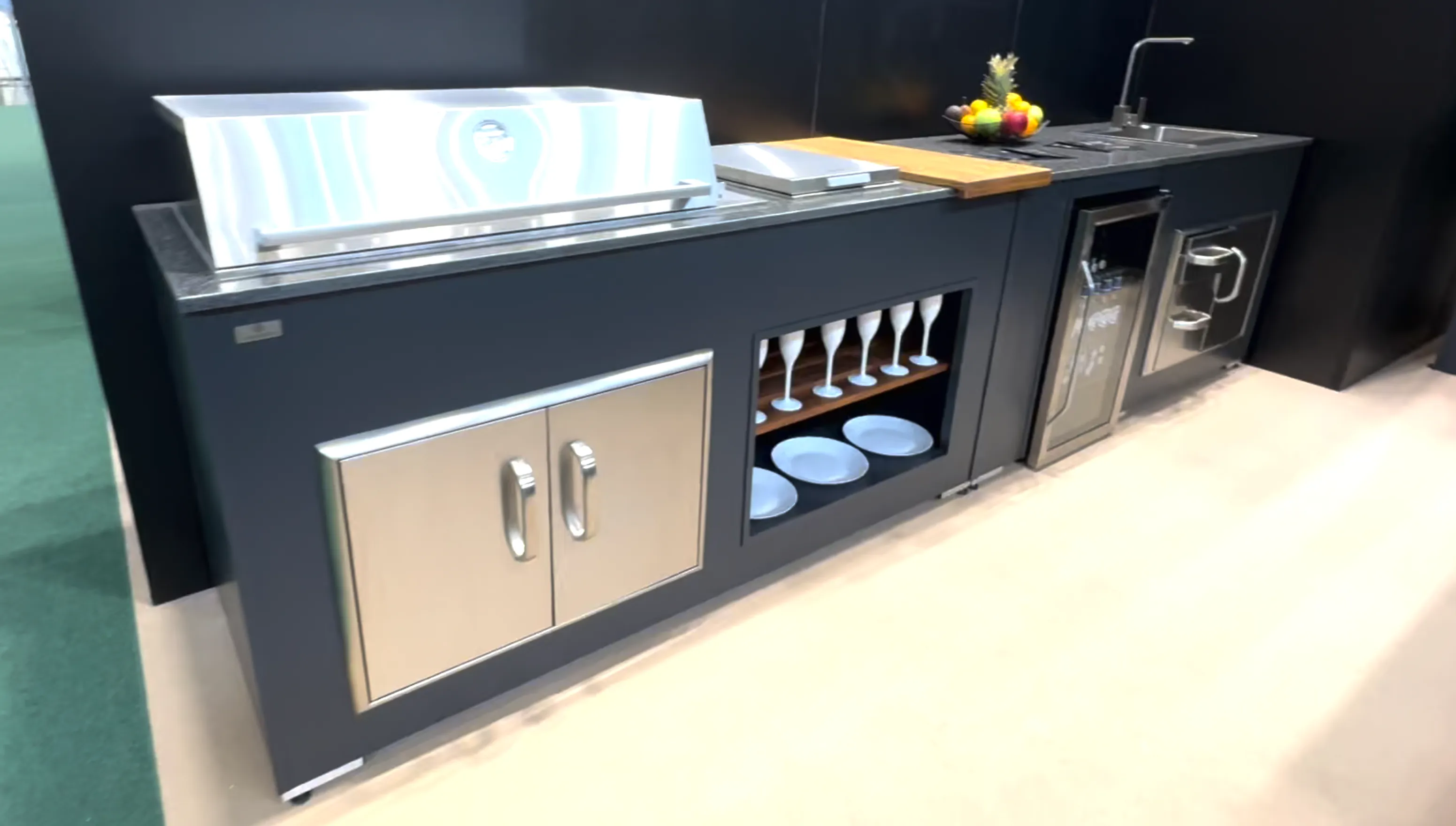 Grillandia Outdoor Kitchen Beefeater Pro Line Fridge & Weather Cover