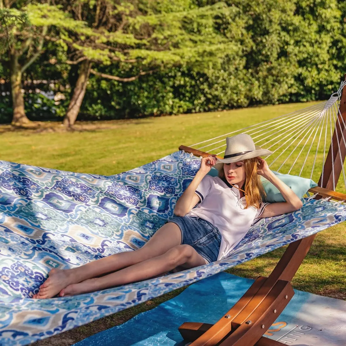 Lazy Daze Hammocks 12FT Quilted Fabric Hammock with Pillow, Double 2 Person Hammock with Spreader Bar for Outdoor Outside Patio Garden Yard Pool Beach QFH037