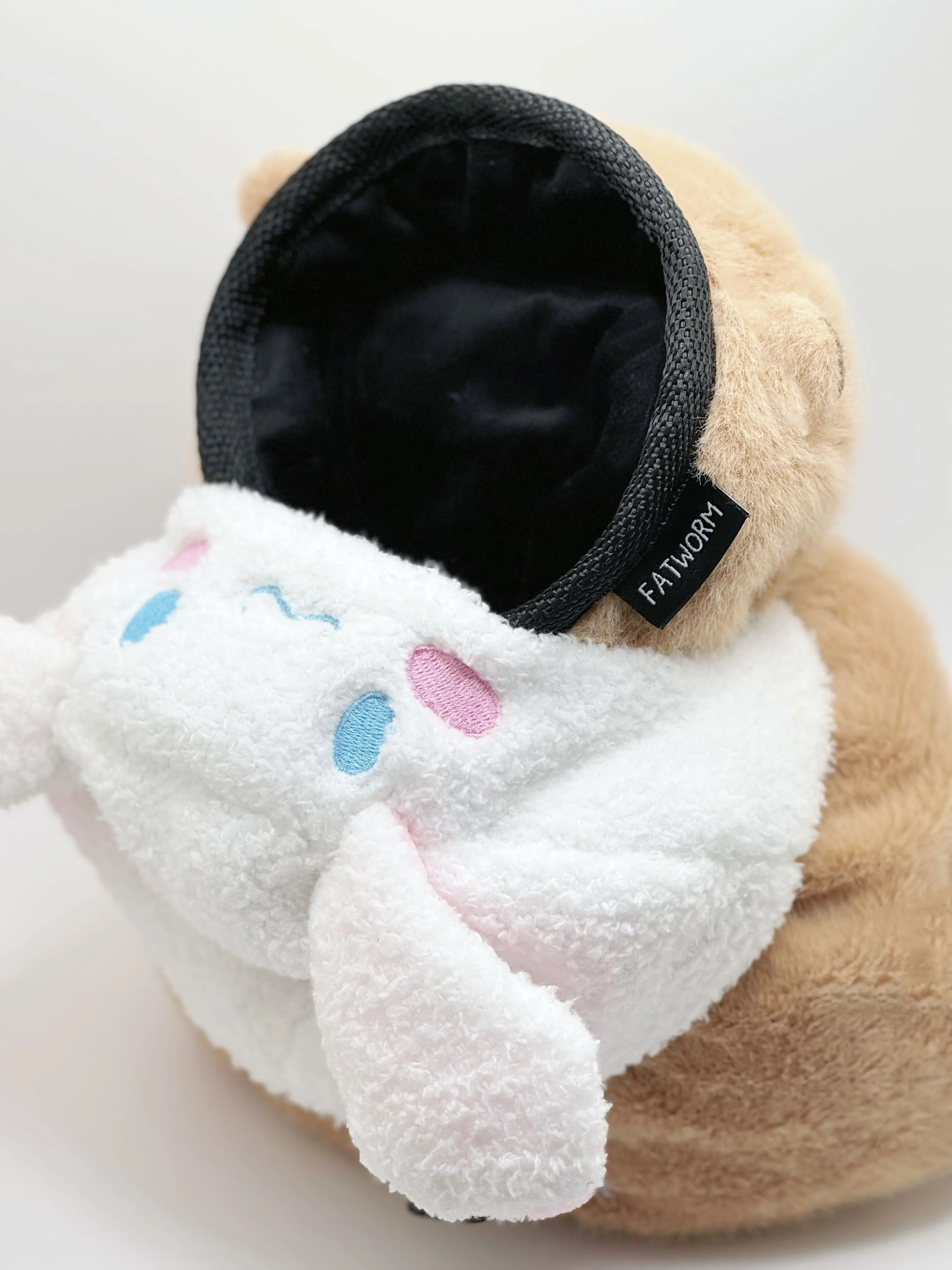 Limited Edition Baby Capybara x Cinnamoroll Chalk Bag