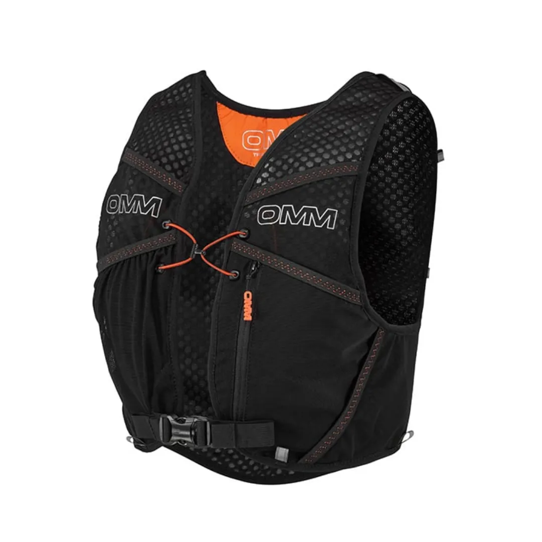 OMM Trail Fire Vest   2 x 350ml Flexi Flask
