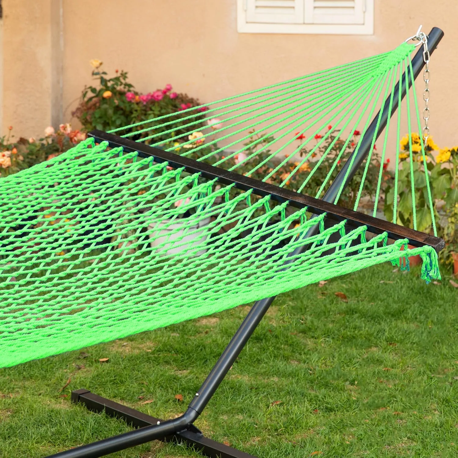 PNAEUT Double Hammock with Stand for Outside, Rope Hammocks with Hardwood Spreader Bar 2 Person, 12ft Heavy Duty Stand, Extra Pillow, Max 475 lbs Capacity (Green)