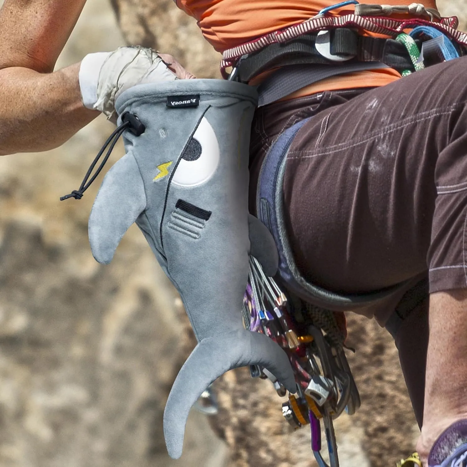 Shark Chalk Bag Animal Adventure Edition Chalk Bag Edition for Rock Climbing Rock Climbers Gyming Sports Gift for Adults Kids Teenagers Gray