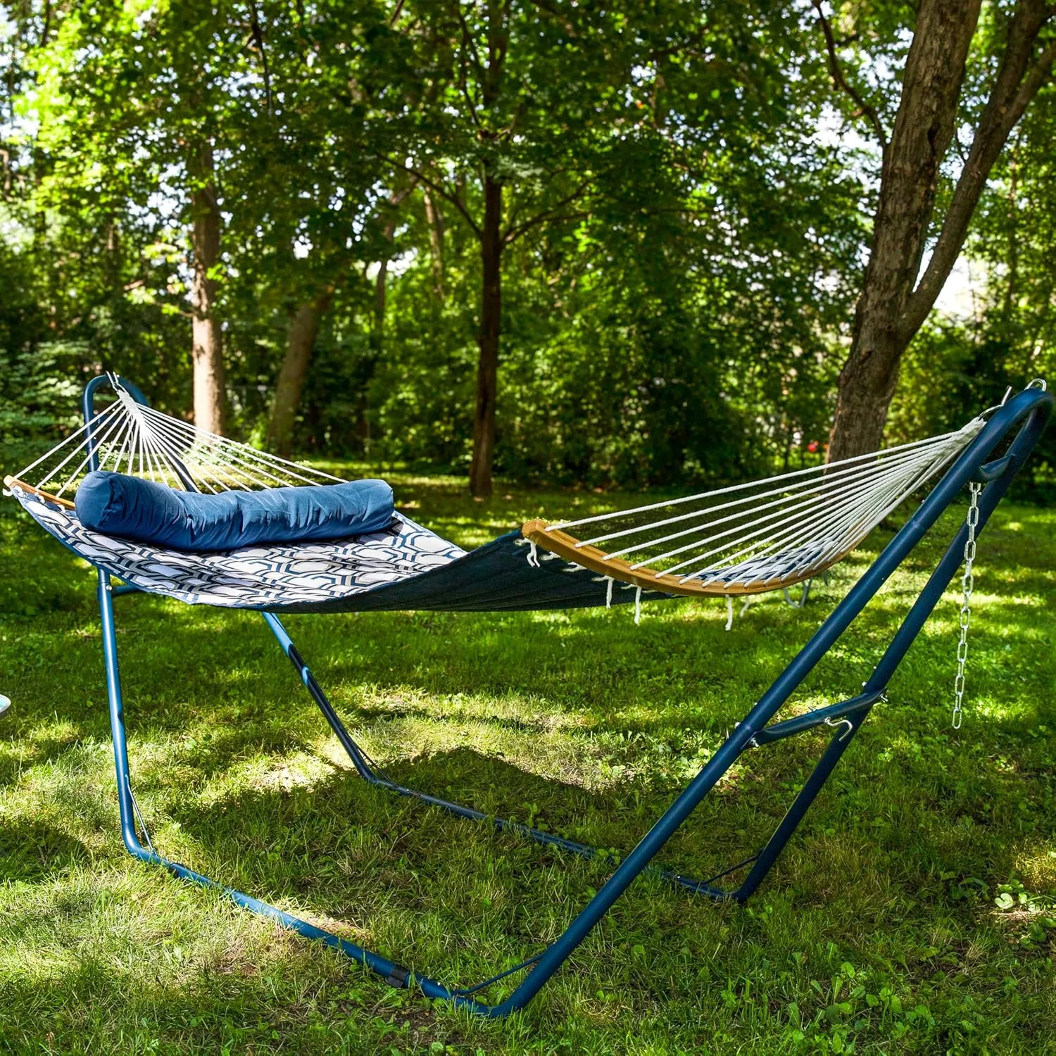 Sunnydaze Outdoor Hammock with Spreader Bar - 450-Pound Capacity Curved Spreader Bar Hammock - Navy and Gray Octagon