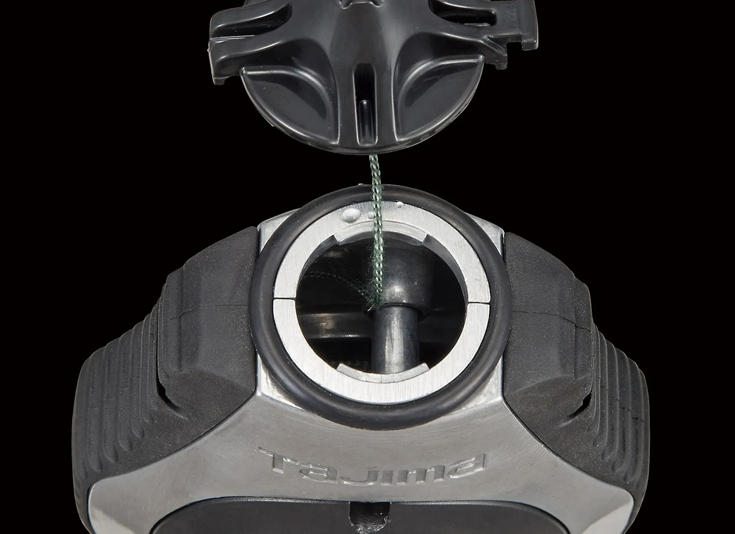 TAJIMA Chalk Line - Chalk-Rite Dura Chalk Box with Extra Bold 1mm Snap Line & Integrated Handle Release - CR401S