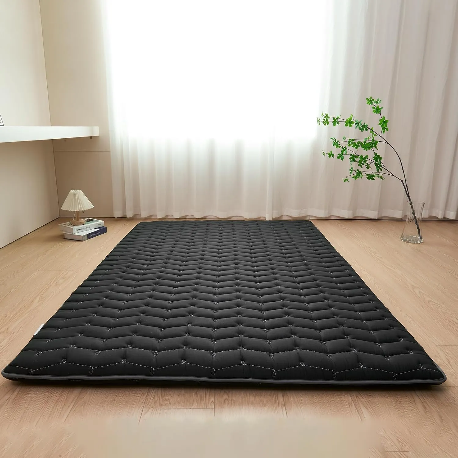 Vibe bear Premium 3.5" Thick Japanese Futon Floor Mattress - Queen Size 60"x80" - 100% High-Density Foam,Foldable Floor Mattress,Comfortable Tatami Mat for Dorm,Bedroom,or Guest Room(Black)