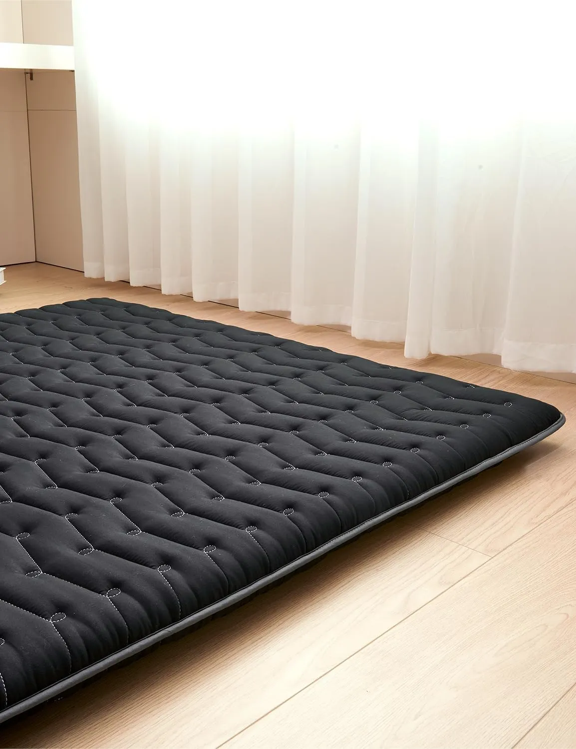 Vibe bear Premium 3.5" Thick Japanese Futon Floor Mattress - Queen Size 60"x80" - 100% High-Density Foam,Foldable Floor Mattress,Comfortable Tatami Mat for Dorm,Bedroom,or Guest Room(Black)