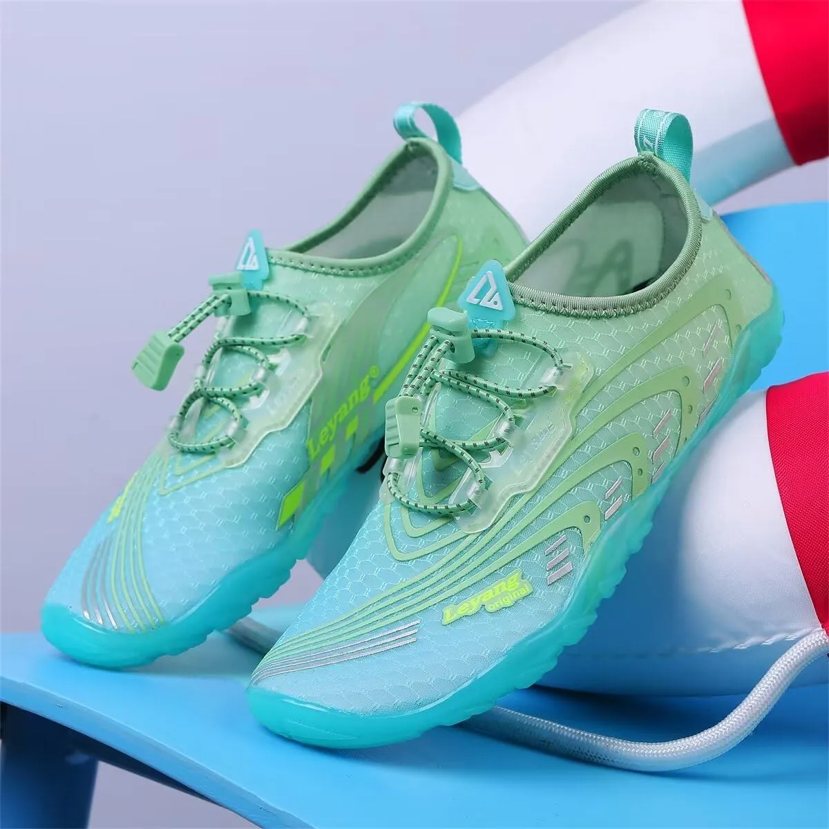 Women Gradient Quick Drying Aqua Shoes for Beach Swimming Running